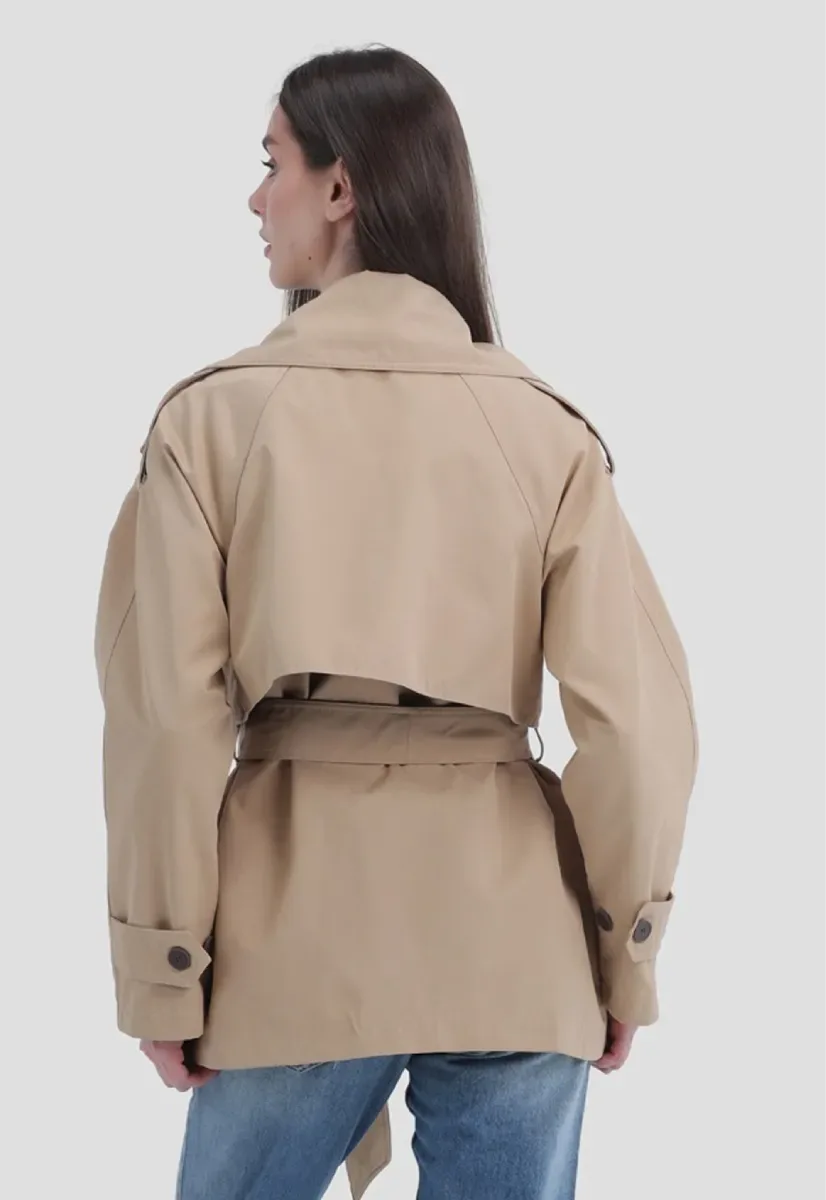 Trench Coat - chapters.