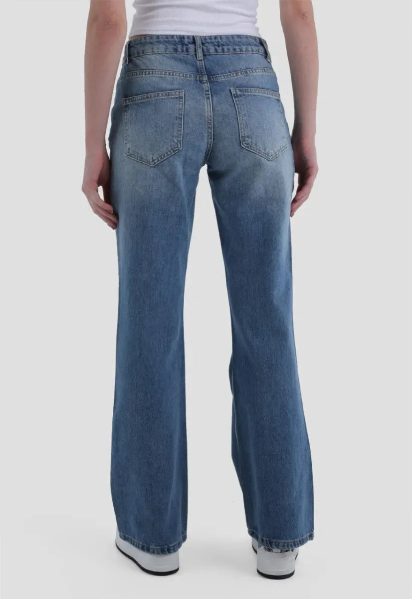 Flare Jeans - chapters.