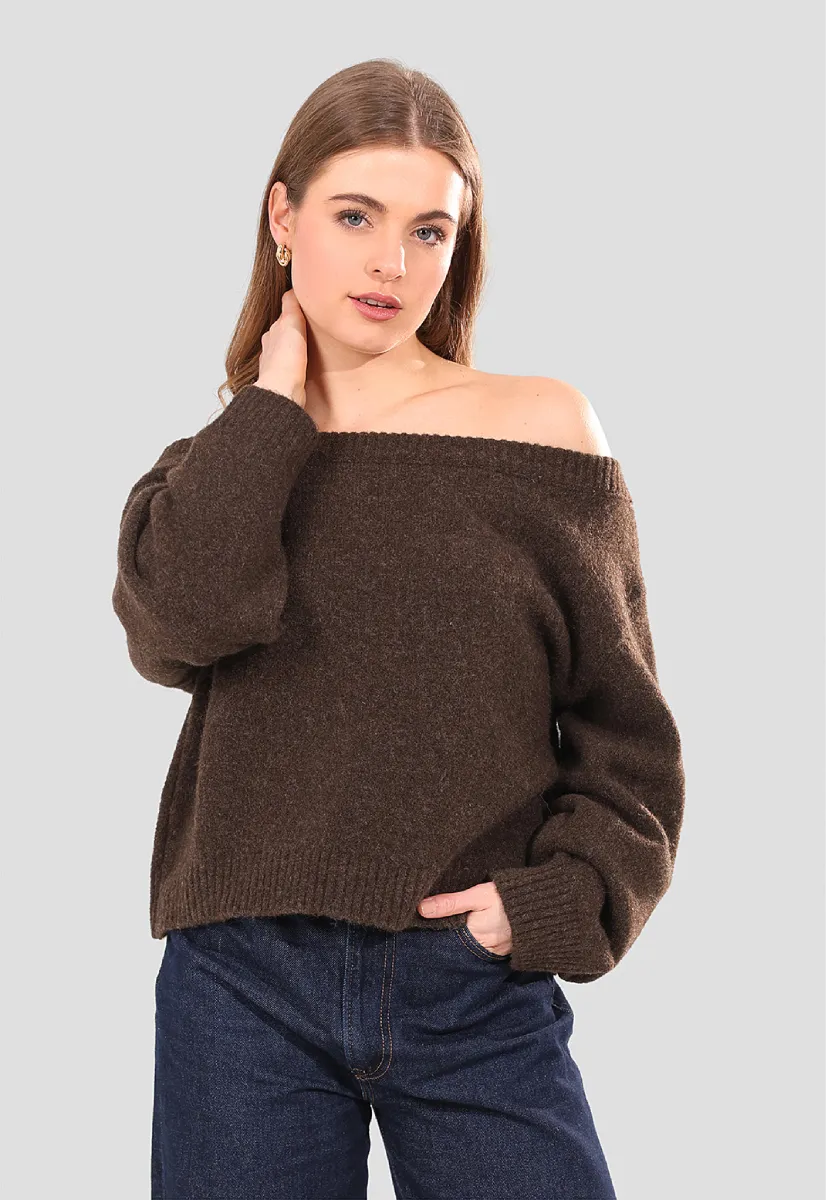 Off-shoulder Jumper